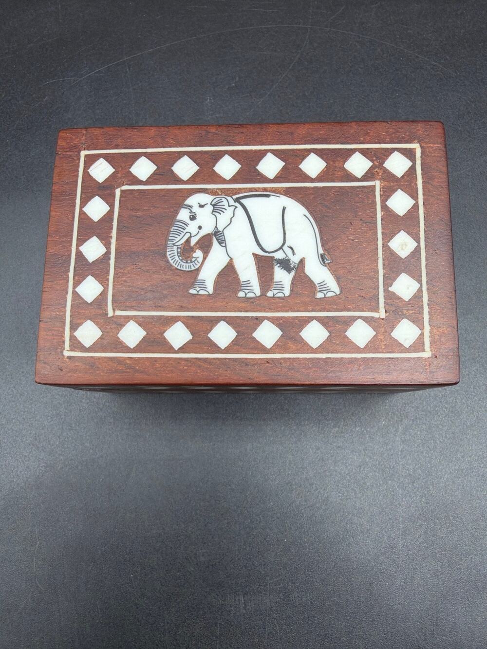Hand Carved Wooden Elephant Trinket Jewelry Box Inlay Small Hinged India 4.5”